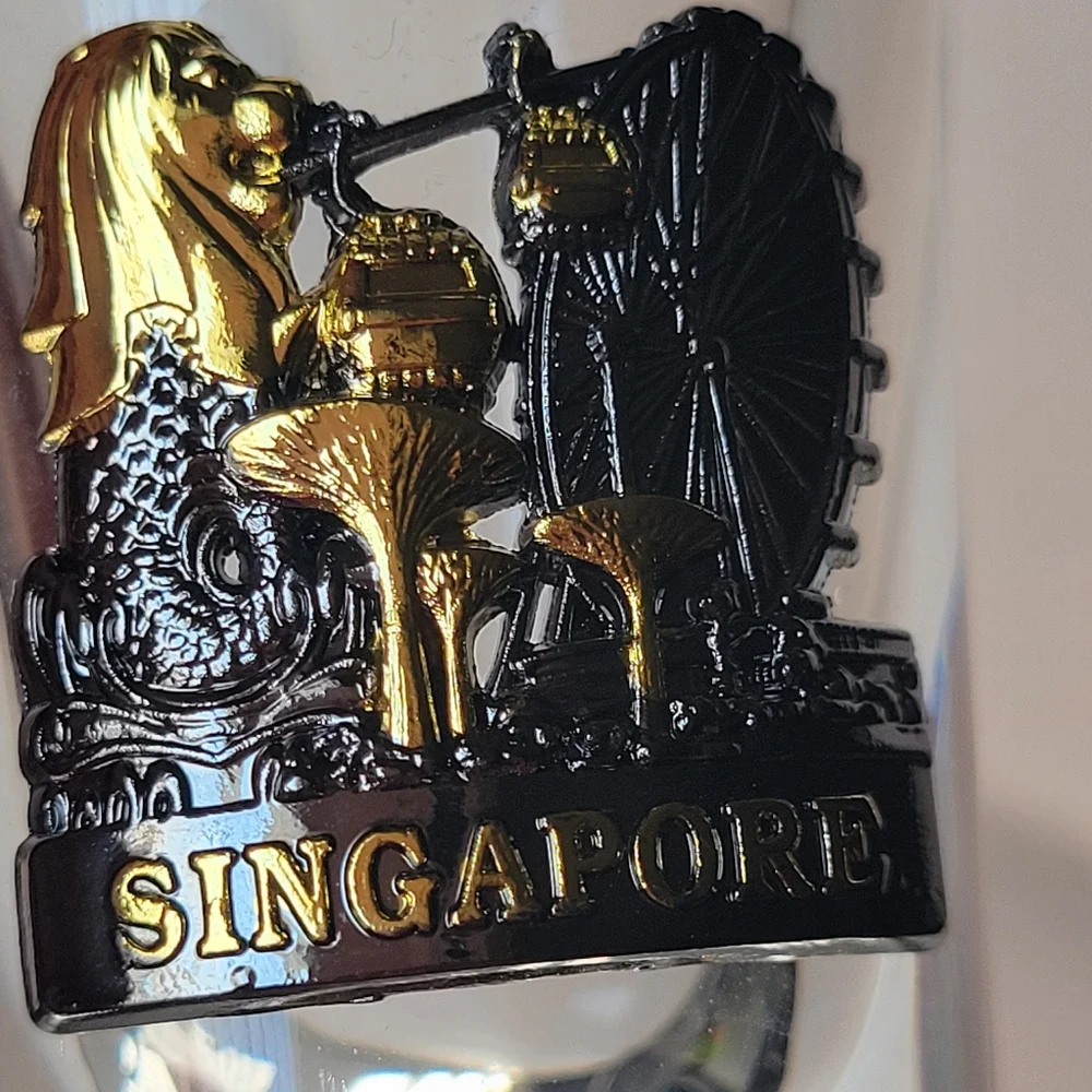 Singapore Shot Glass ~ Metallic Embellishment ~ Bar Cart ~ FINAL PRICE !!